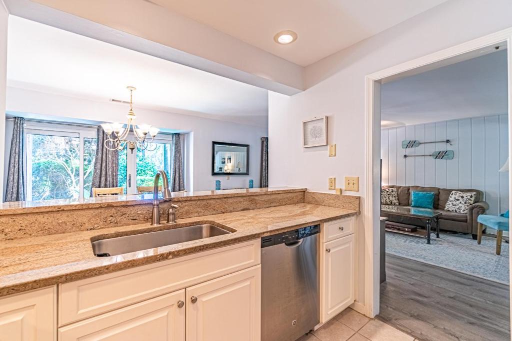 Pet Friendly! 503 Plantation Club Walk To Pool Sleeps 6 Sea Pines Villa Hilton Head Island Exteriör bild