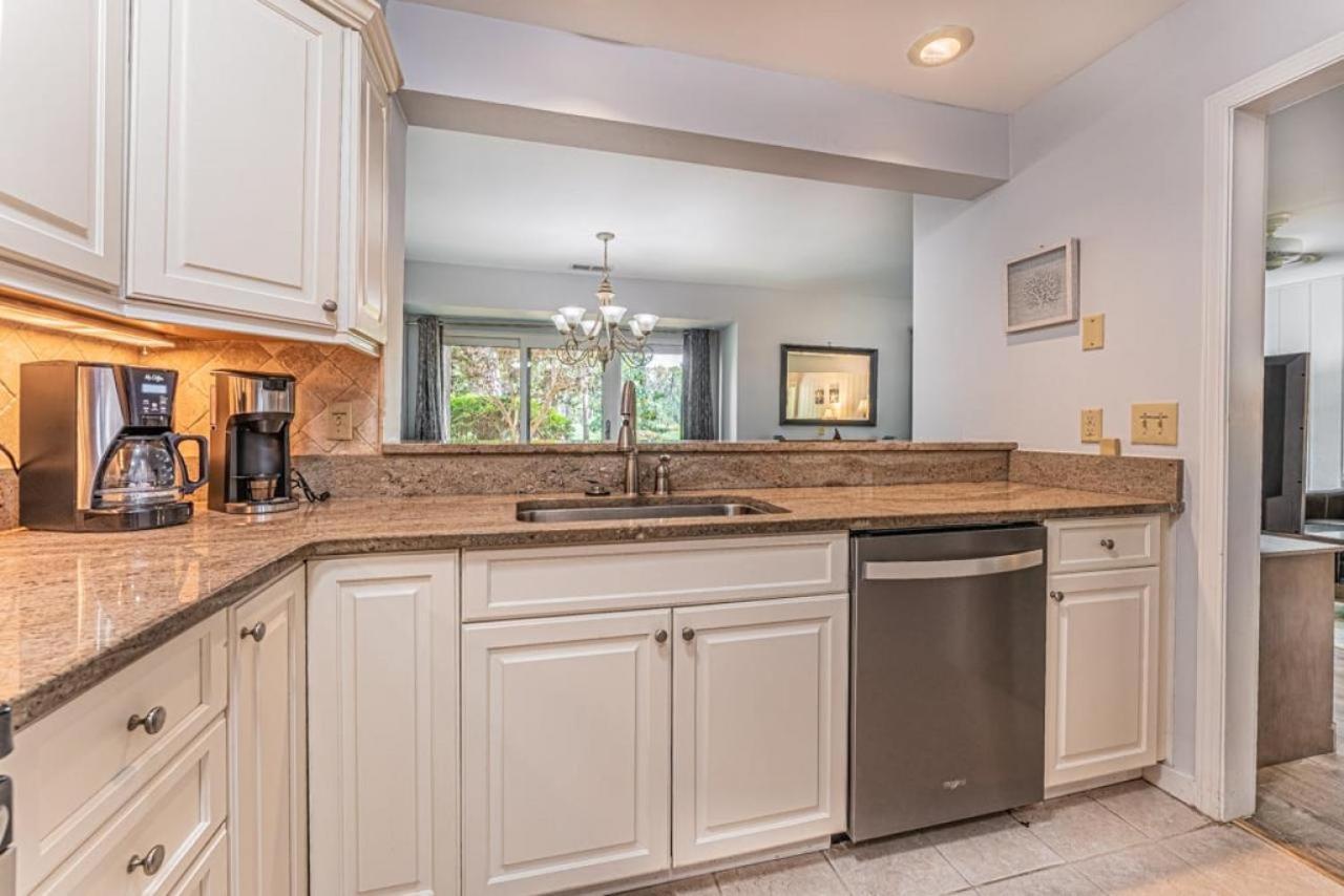Pet Friendly! 503 Plantation Club Walk To Pool Sleeps 6 Sea Pines Villa Hilton Head Island Exteriör bild